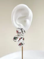 Aretes plateados media flor