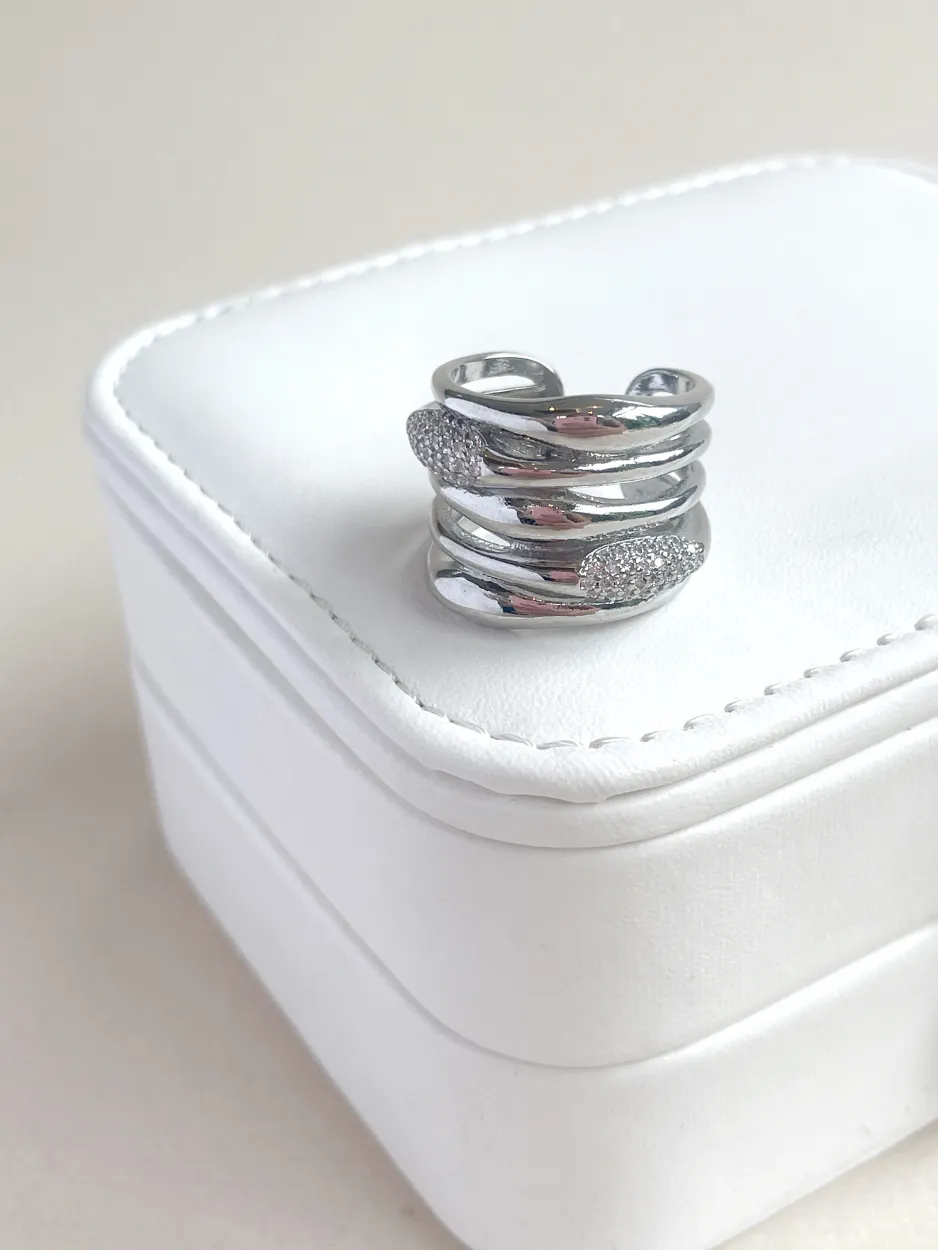 ani13 Anillo quintuple plateado con zirconias - Imagen 1