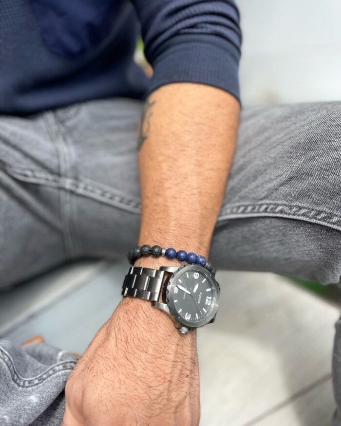 Pulsera lapislázuli y piedra volcánica - Imagen 2