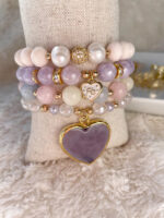 Set tonos pastel corazón lila