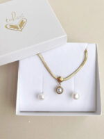 Caja especial collar plano y arete perla - Imagen 2