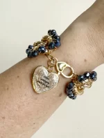 Brazalete tejido azul corazón murano