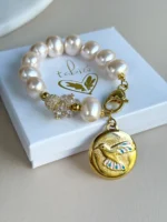 Pulsera perla nácar colibrí