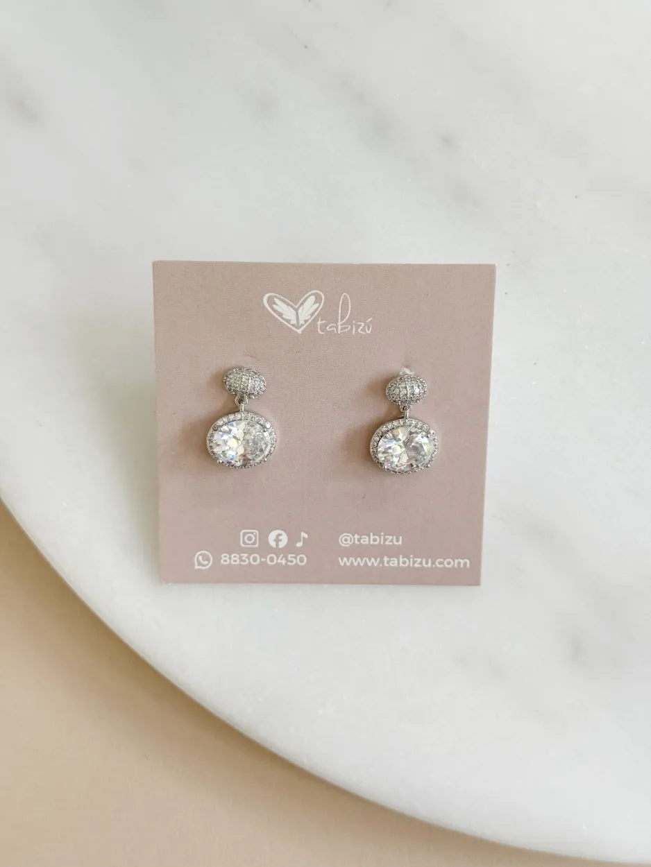 Arete doble ovalo plateado zirconia