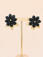 Arete mediano flor negra