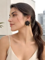 Arete mediano flor negra - Imagen 2