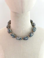 Collar maxi cuentas cerámica ovalados azul y beige