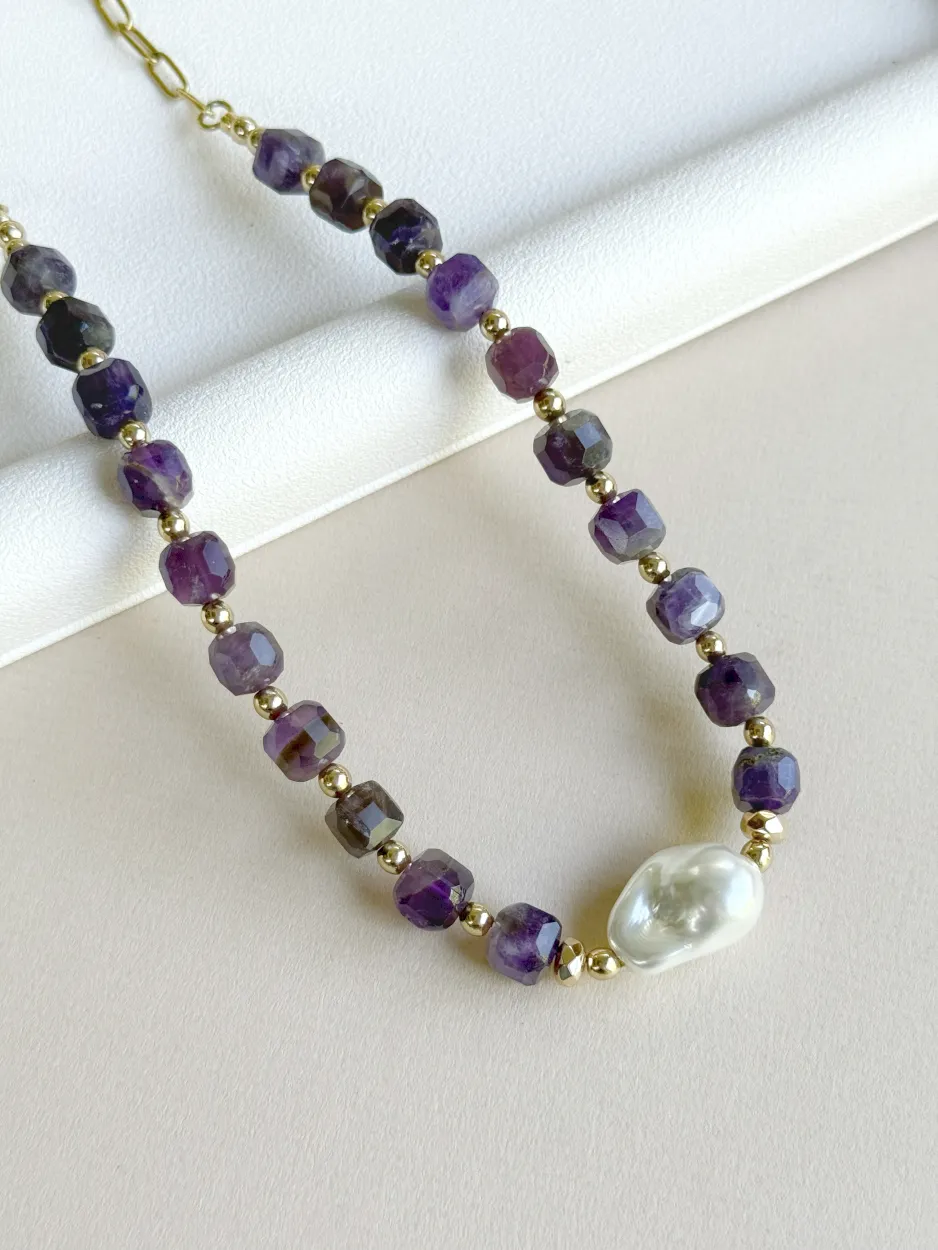 Collar cubos amatista