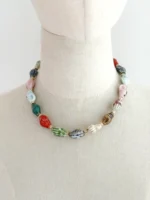 Collar cuentas cerámica colores conchas